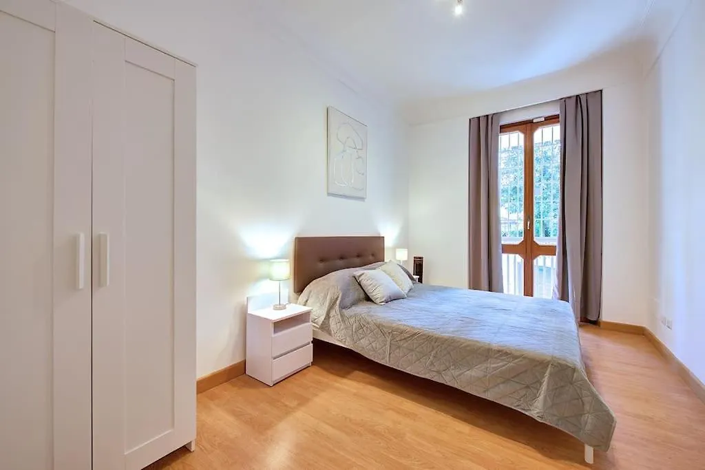 Apartment Appartamento Per Gruppi In Zona Villa Pamphili Rome