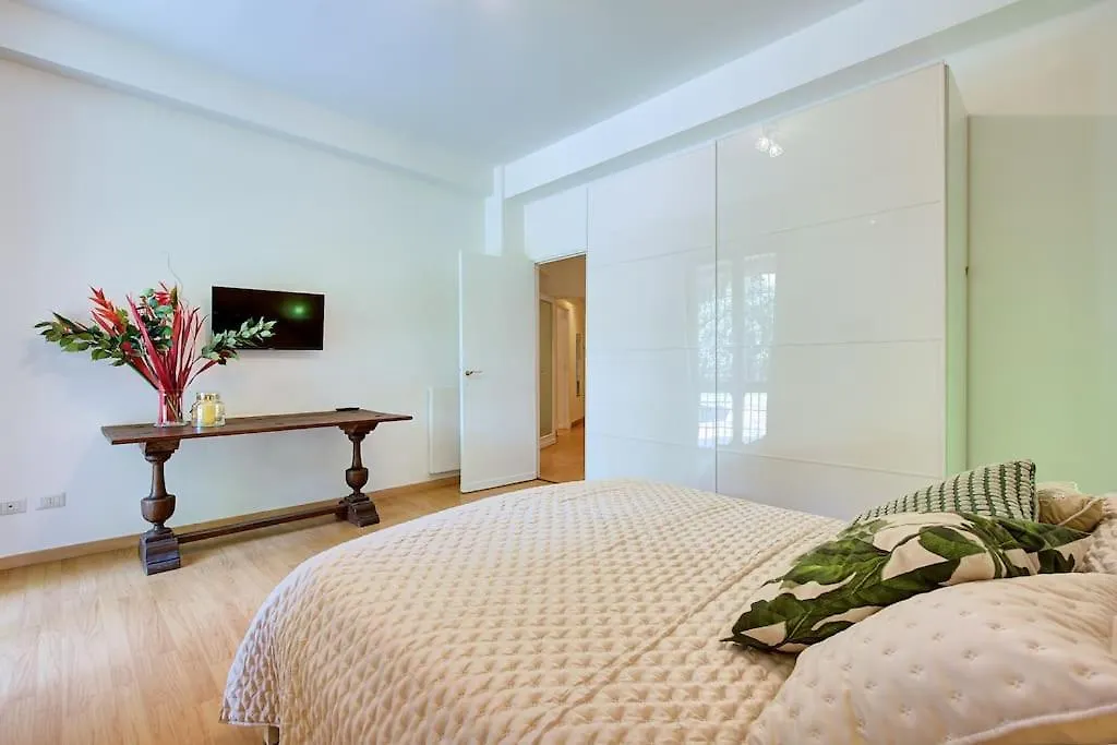 Appartamento Per Gruppi In Zona Villa Pamphili Rome Italy
