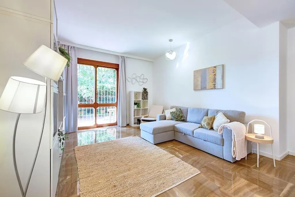 Apartment Appartamento Per Gruppi In Zona Villa Pamphili Rome